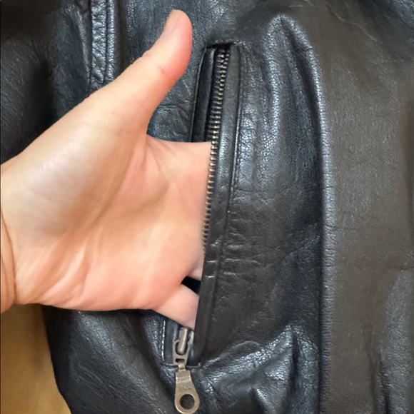Avanti Black Leather moto Jacket women’s size S - Picture 4 of 10